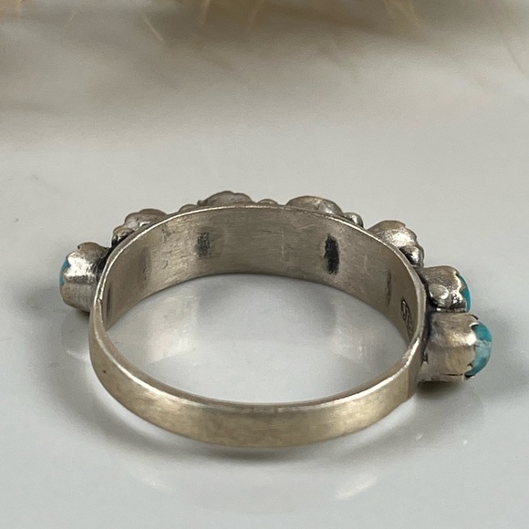 Solid 925 Sterling Silver Half Eternity Band Mohave Turquoise Gemstone Size 7.5 - Picture 9 of 10